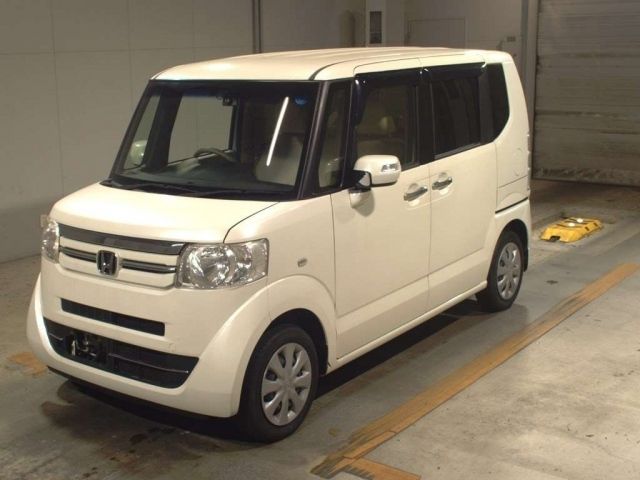 3011 Honda N box JF1 2017 г. (TAA Kyushu)